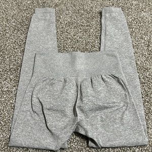 Paragon leggings NWOT Medium